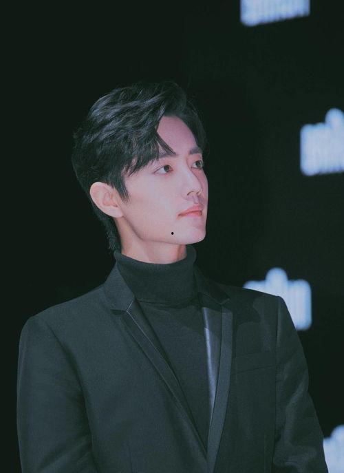 肖战吃瓜直播,吃瓜现场，明星幕后趣闻大公开