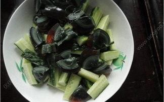 拉丝皮蛋吃瓜,一场味蕾与视觉的双重盛宴