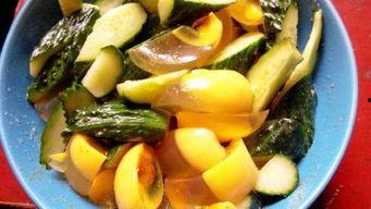 拉丝皮蛋吃瓜,一场味蕾与视觉的双重盛宴